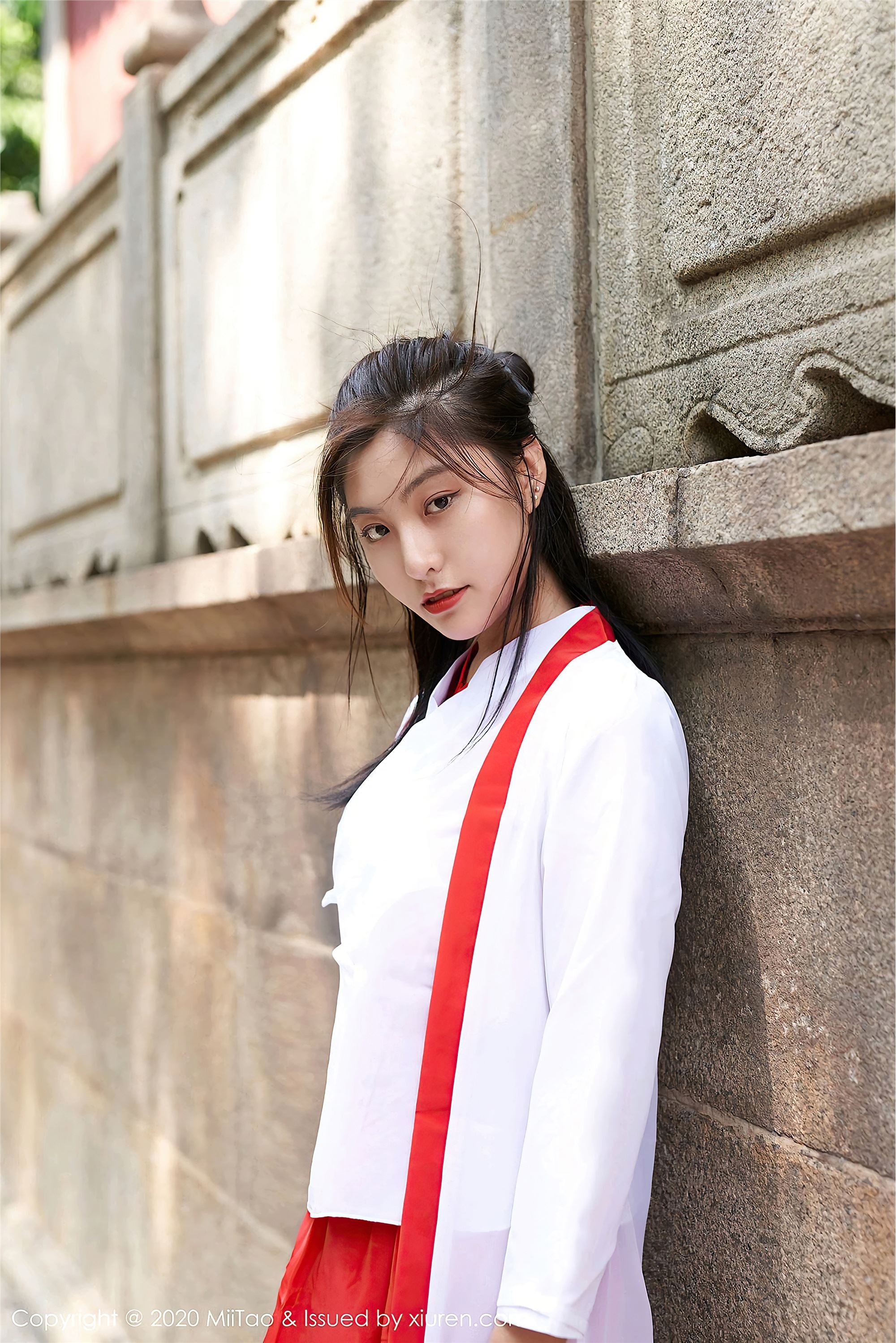 MiiTao蜜桃社  2020.09.02 VOL.142 茵茵